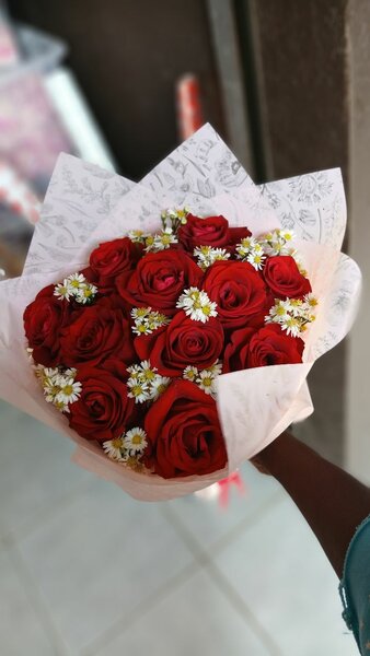 Bouquet de Roses Rouges Éclatantes