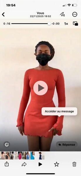 Robe moulante à manches longues