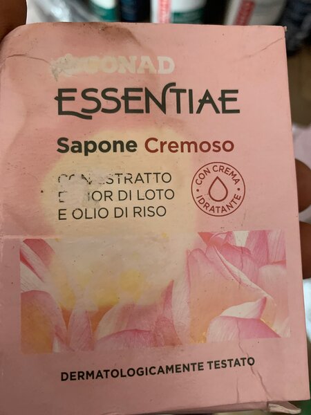 Sapone Cremoso Essentiae Con Estratto di Fior di Loto