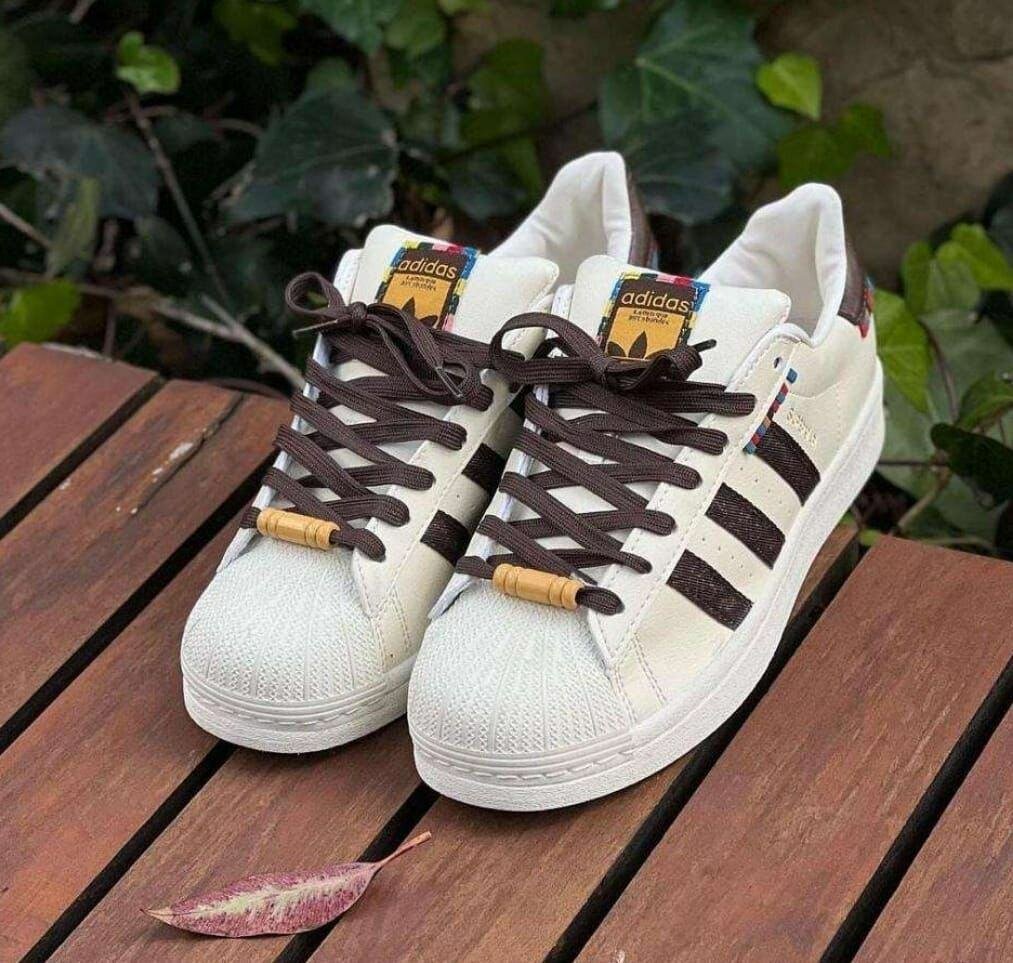 Baskets blanches classiques