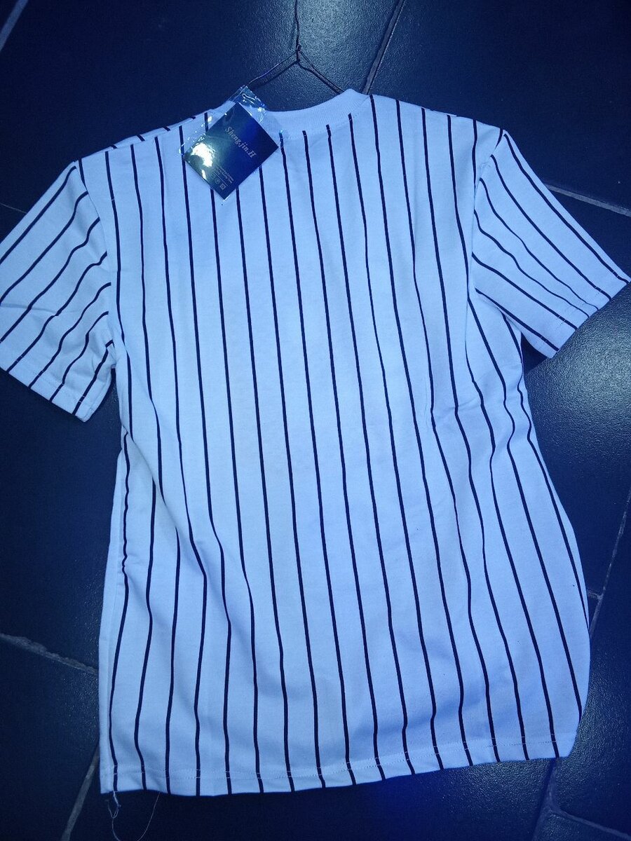 T-shirt rayé pour hommes