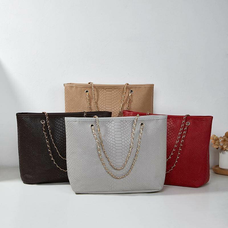 Sac à main en cuir texturé