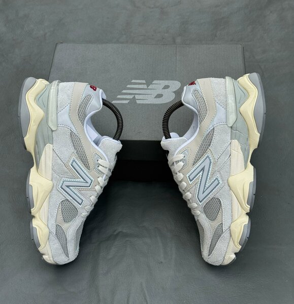 Baskets New Balance Gris