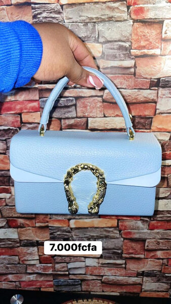 Sac à main élégant bleu