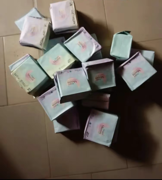 Serviettes hygiéniques Moon super absorbantes