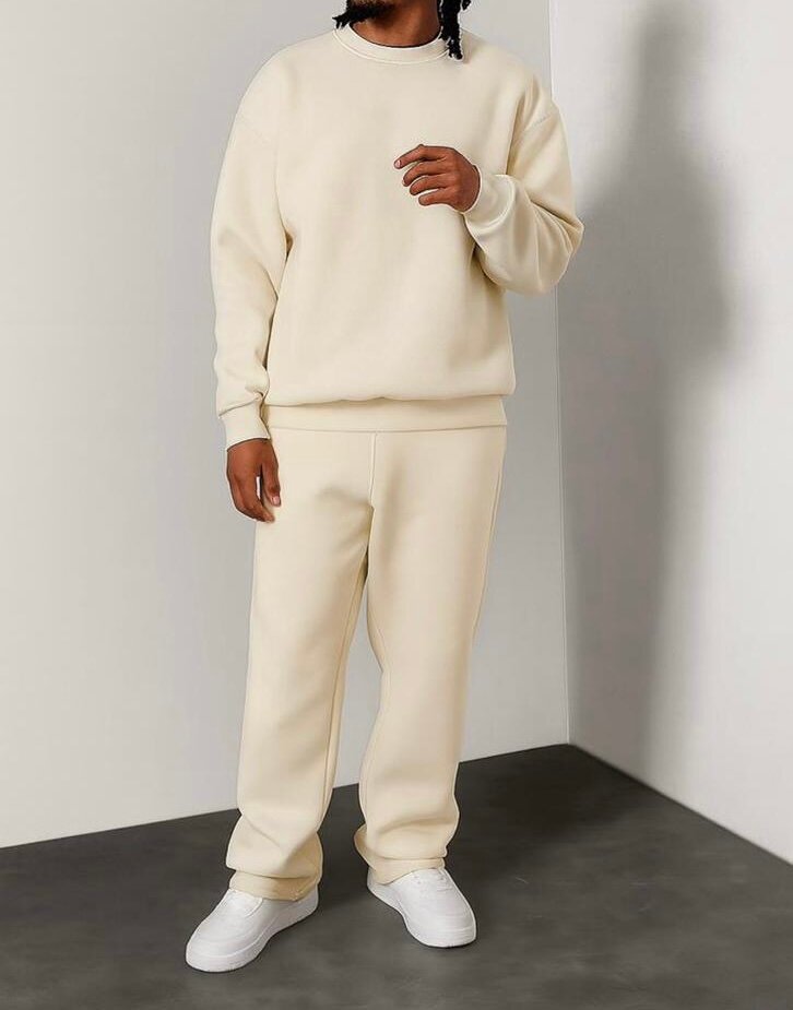 Ensemble de survêtement moderne