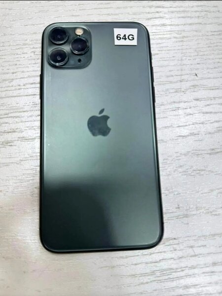 iPhone 11 pro 64 Go