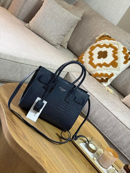 Sac à main en cuir élégant