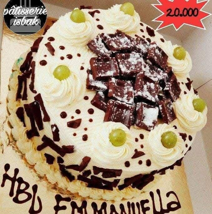 Gâteau d'anniversaire décoratif