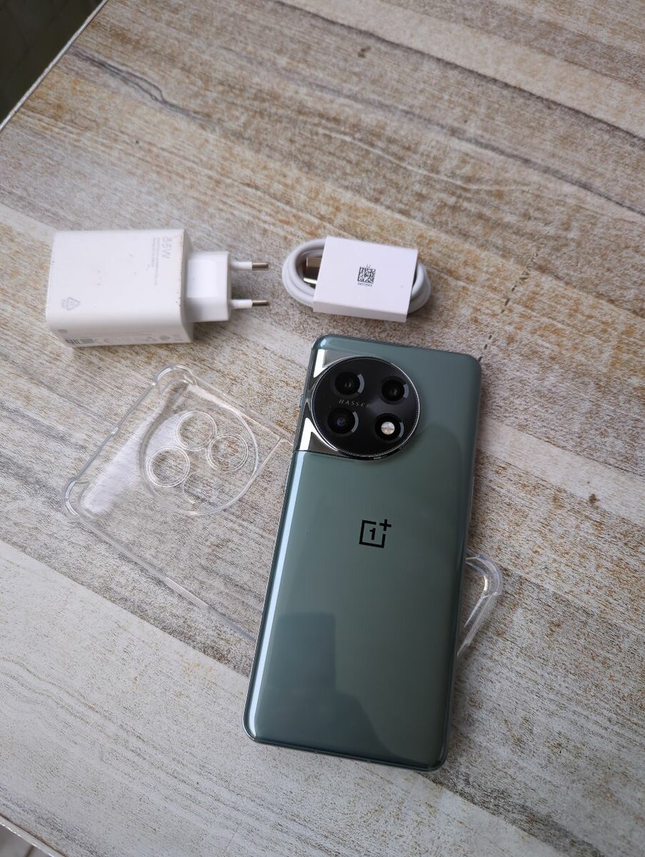 OnePlus Smartphone 5G