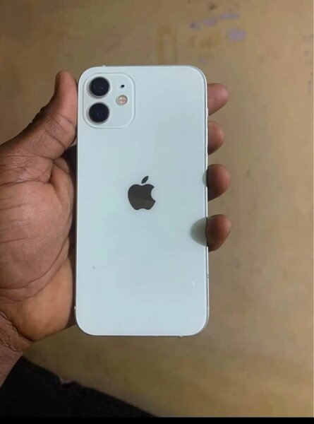 iPhone 12 Blanc 64Go