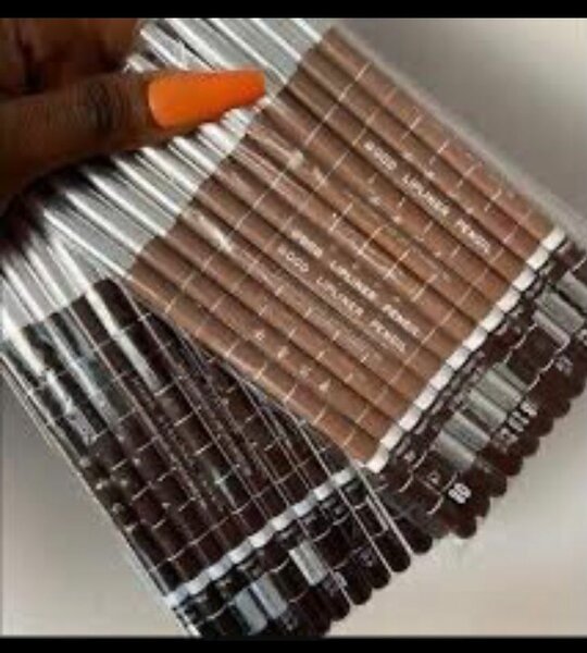 Crayons à sourcils longue tenue