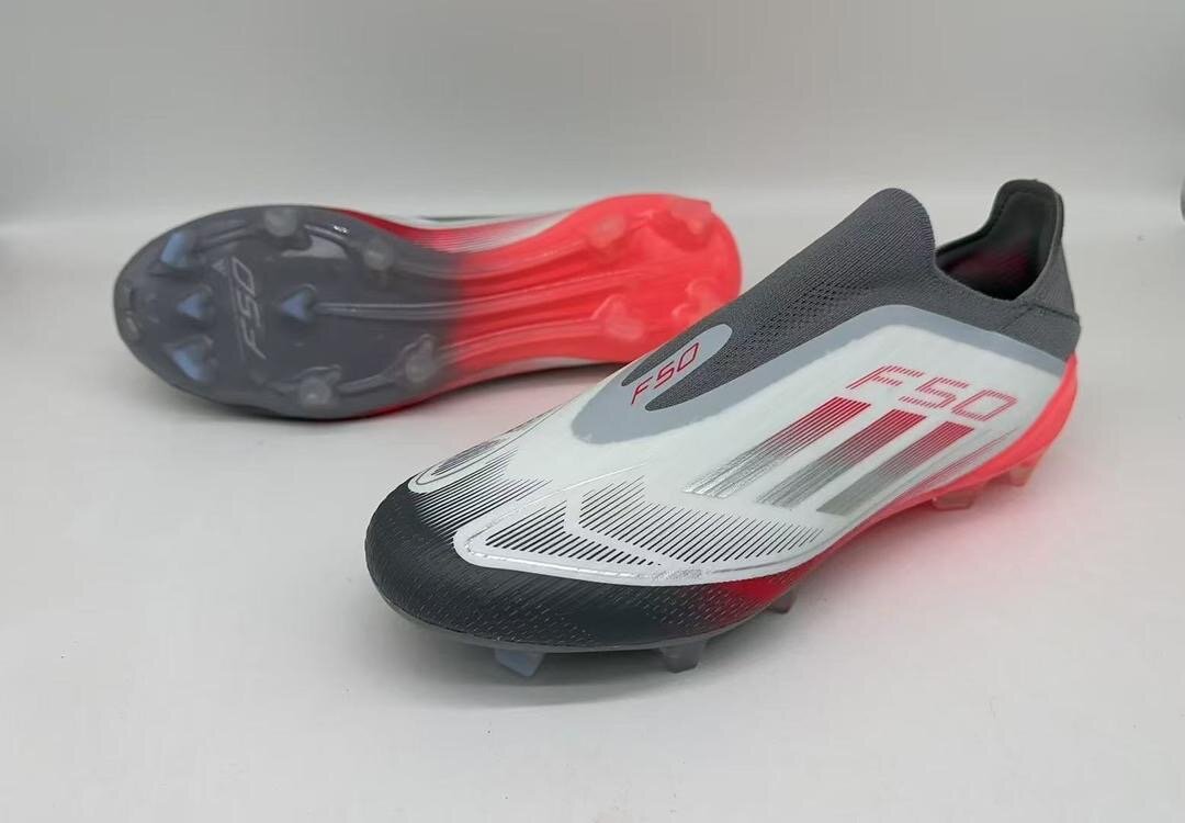 Chaussures de Football F50 adidas