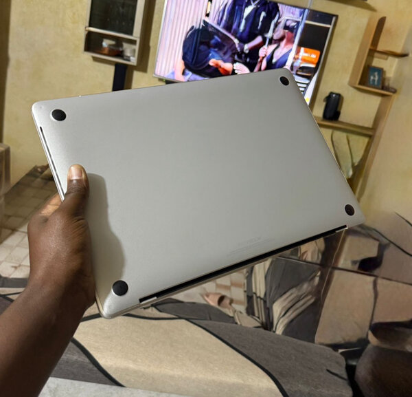 MacBookPro 2016 COR i7 16/256