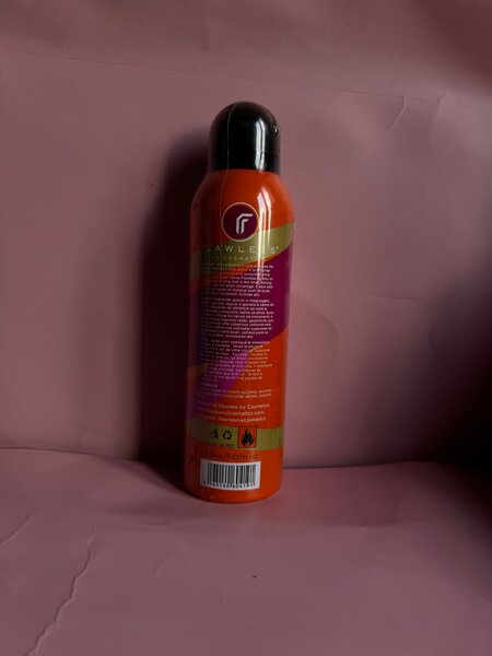 Spray fixateur stay on