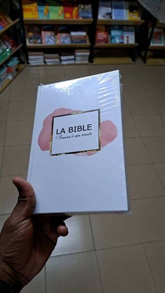 Bibles de prière et délivrance