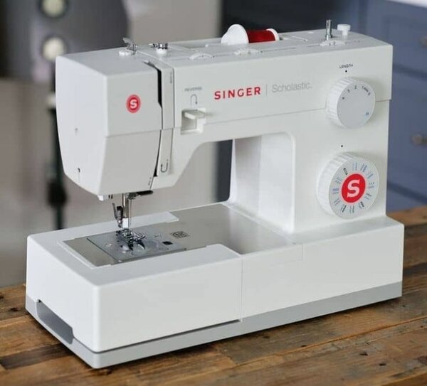 Machine à coudre Singer