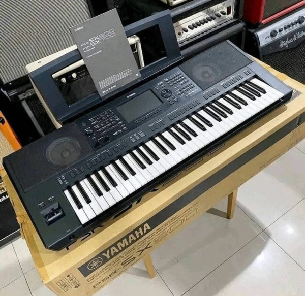 Clavier Yamaha PSR-SX900