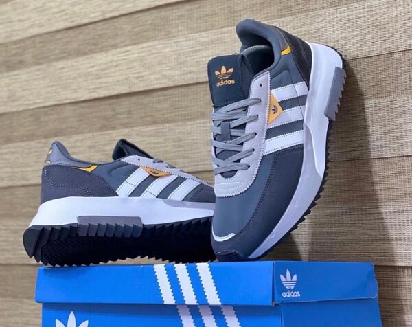 Baskets Adidas Homme Gris