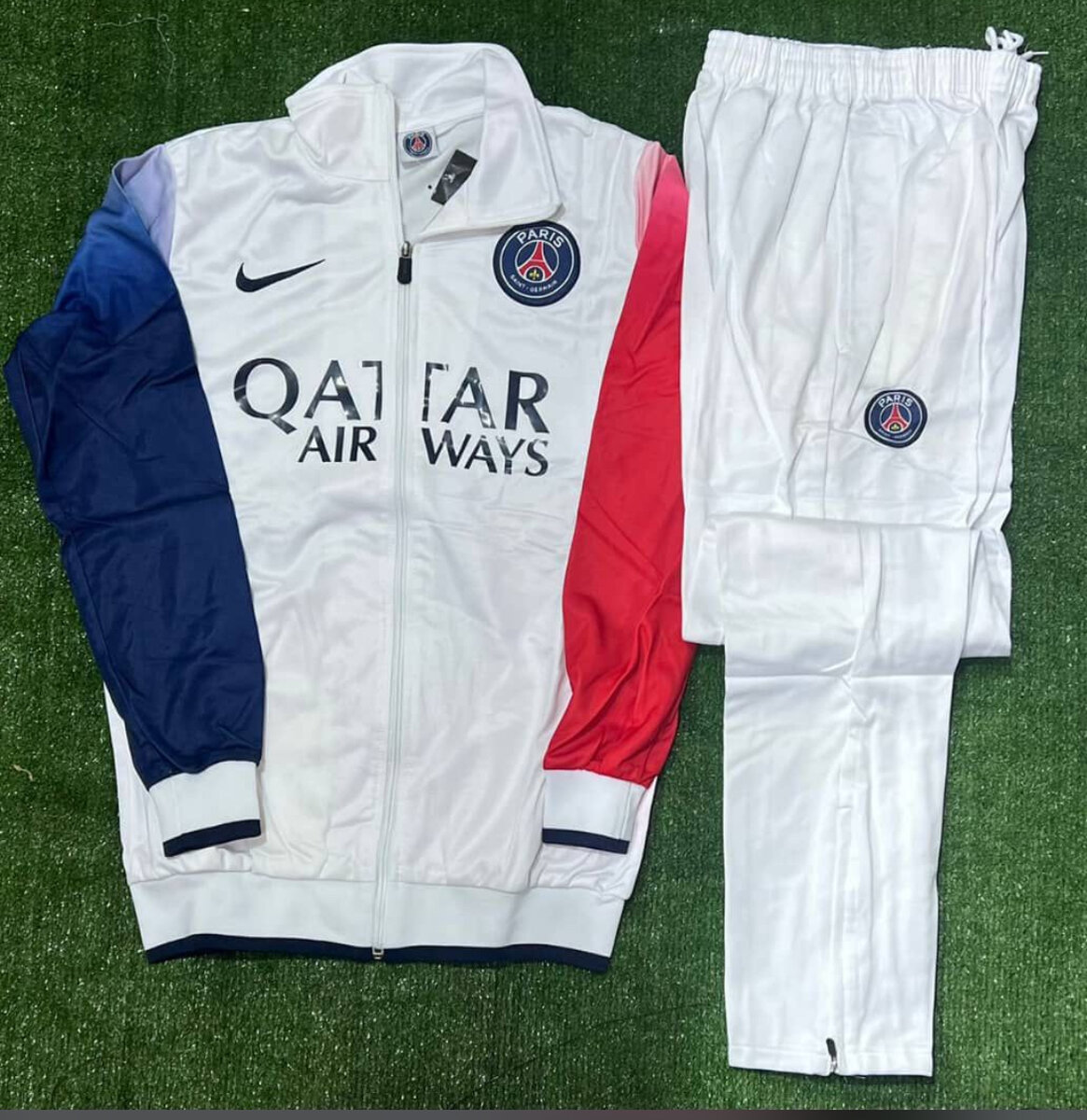 Survêtement PSG blanc