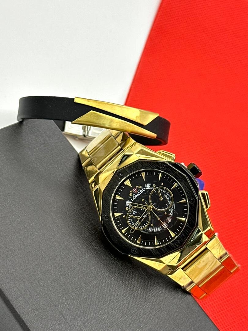 Montres élégantes en acier inoxydable