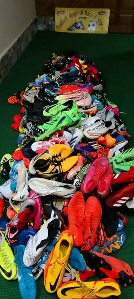 Chaussures de football Adidas