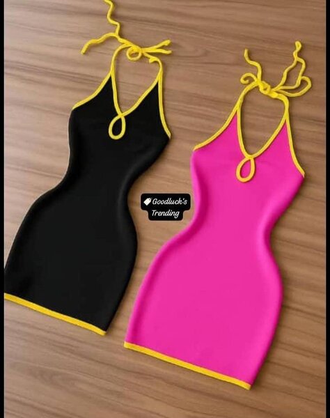 Robe moulante bicolore