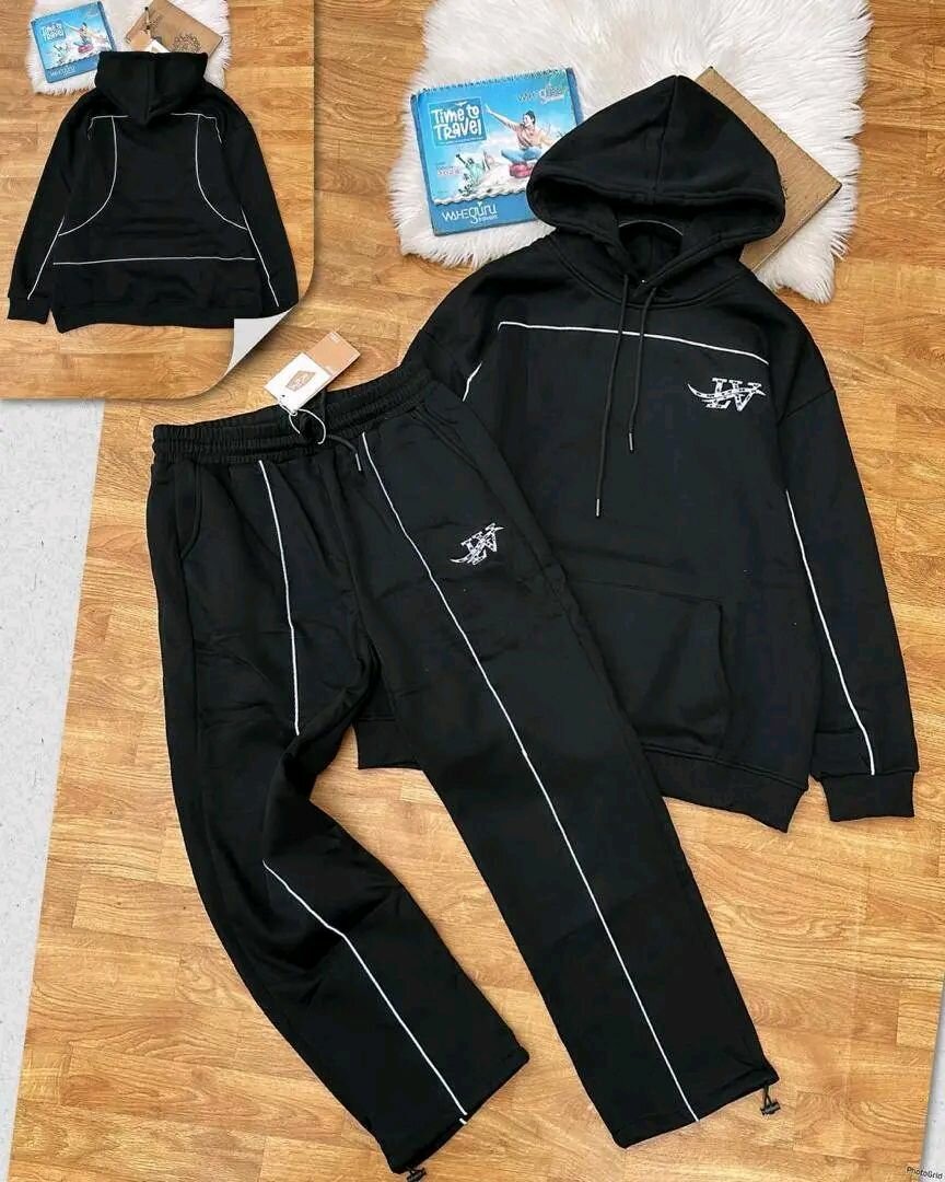 Ensemble de survêtement noir