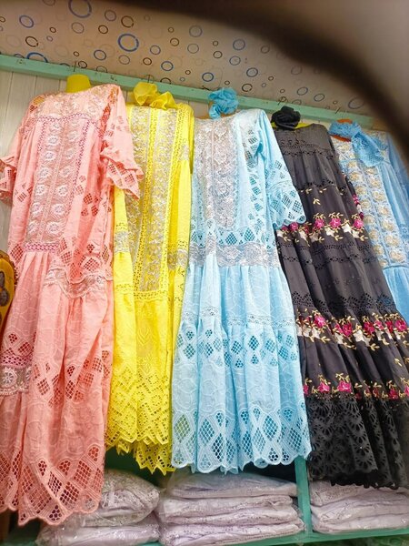 Robes Longues en Dentelle Élégantes