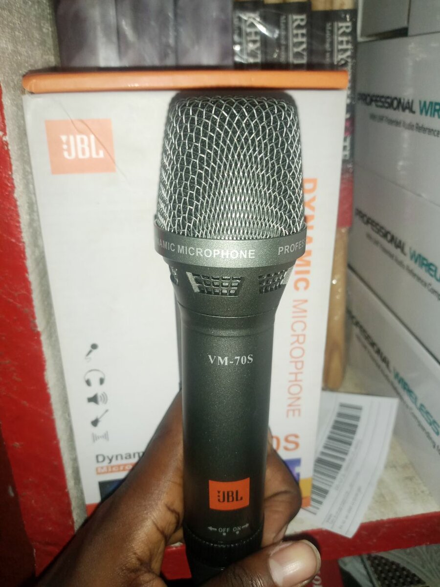 Microphone dynamique JBL VM-70
