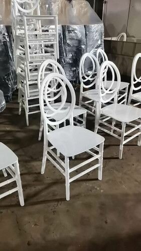 Chaise Élégante en Plastique