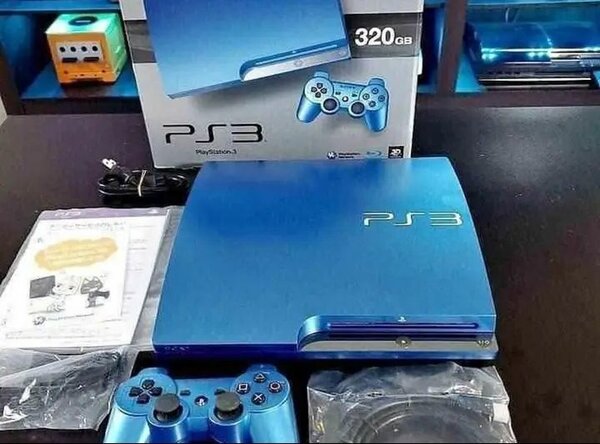 Console Sony PS3 avec Manettes