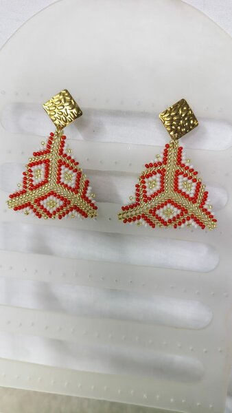 Boucles d'oreilles perles géométriques