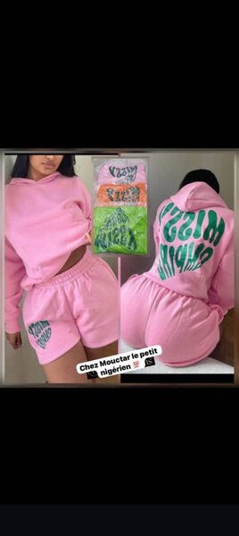 Ensemble survêtement rose imprimé