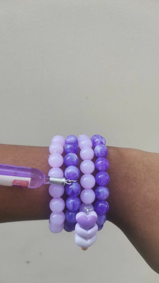 Bracelets colorés charms