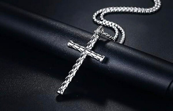 Collier Croix Élégant