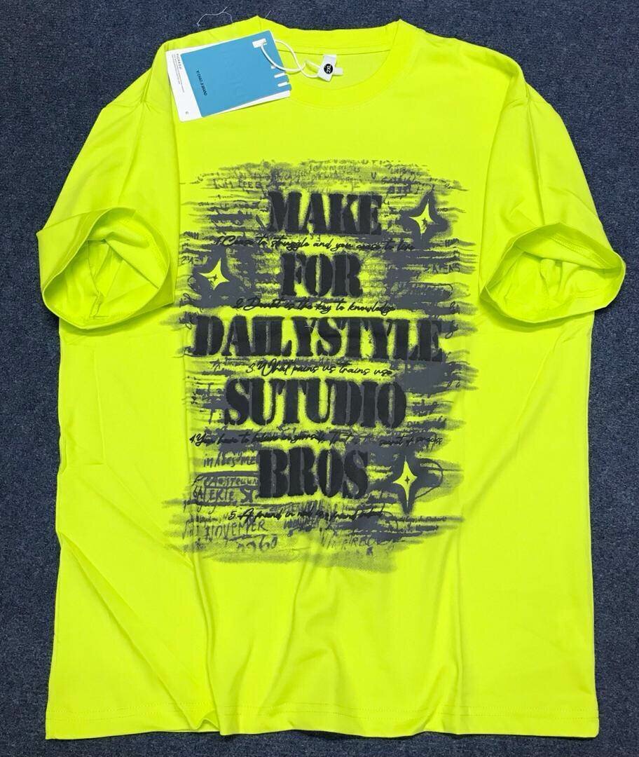 T-shirt imprimé tendance