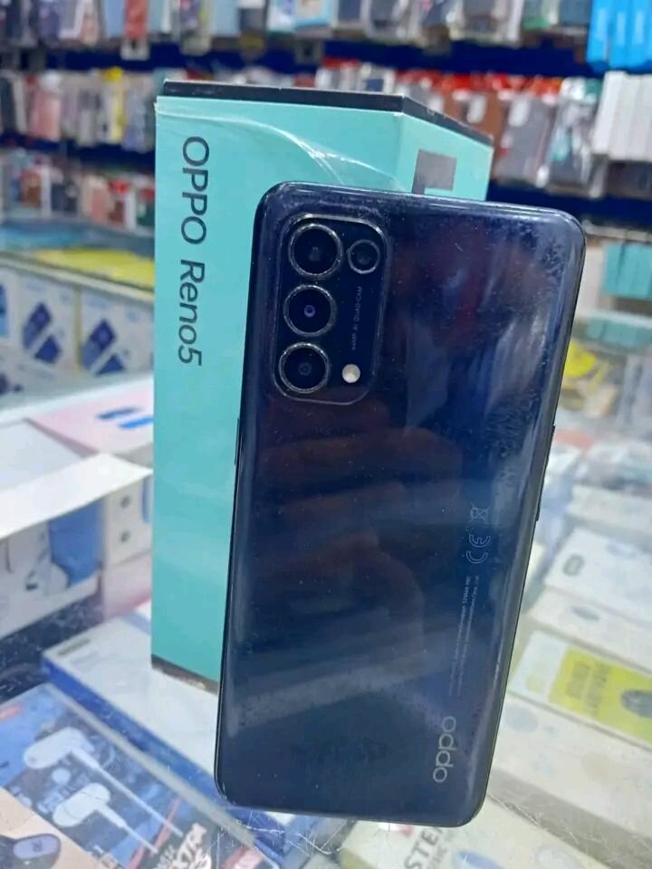 OPPO Reno5 - Smartphone