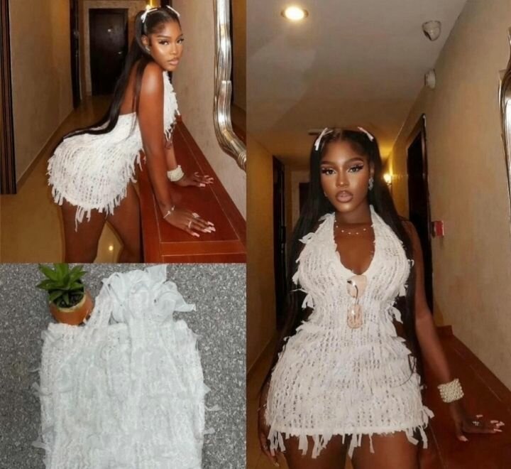 Robe blanche à franges