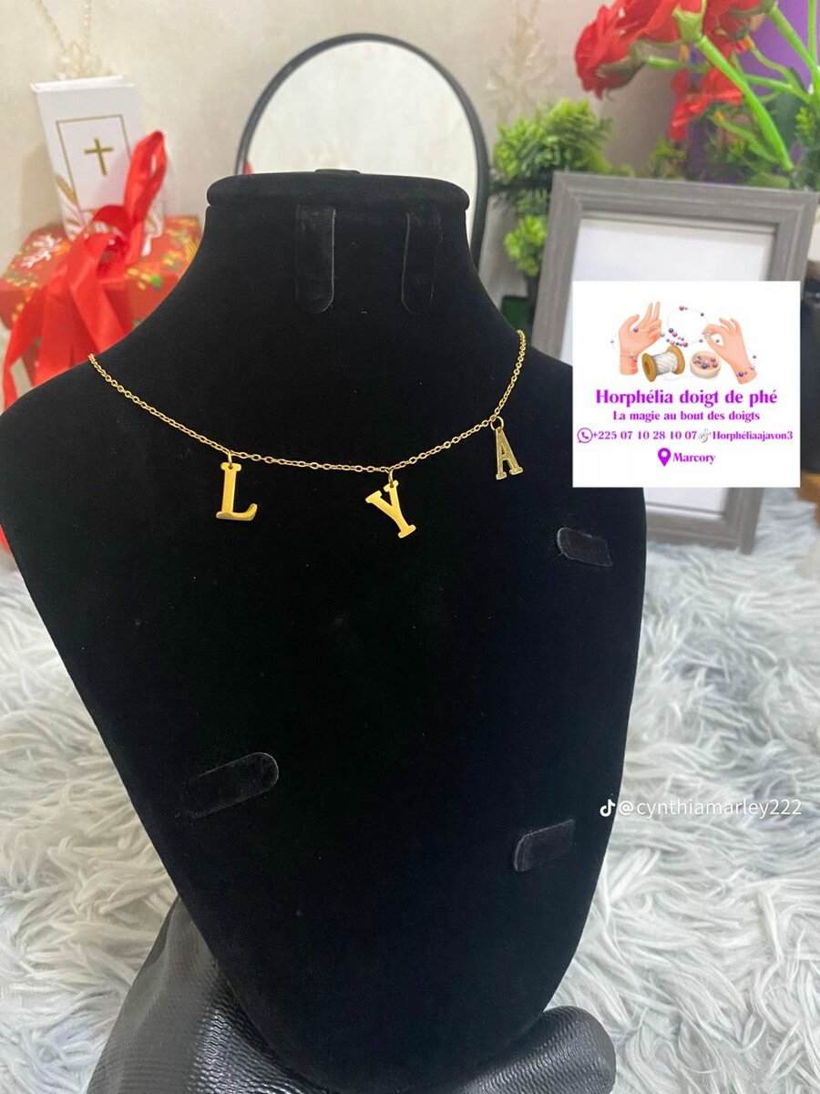 Collier avec Initiales en Or