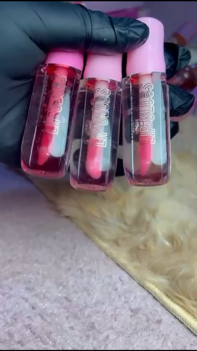 Huile à lèvres magique