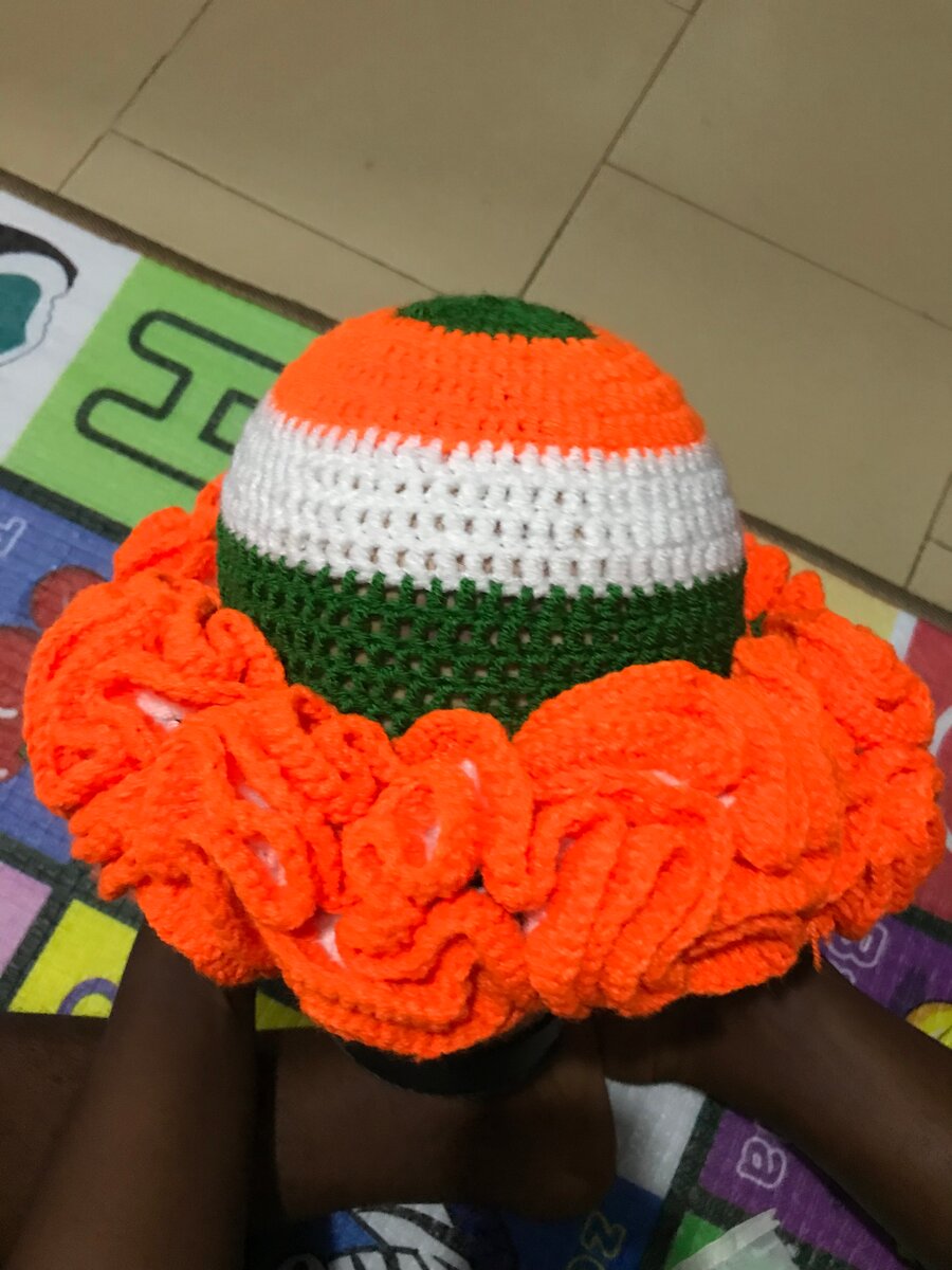 Bonnets crochet colorés