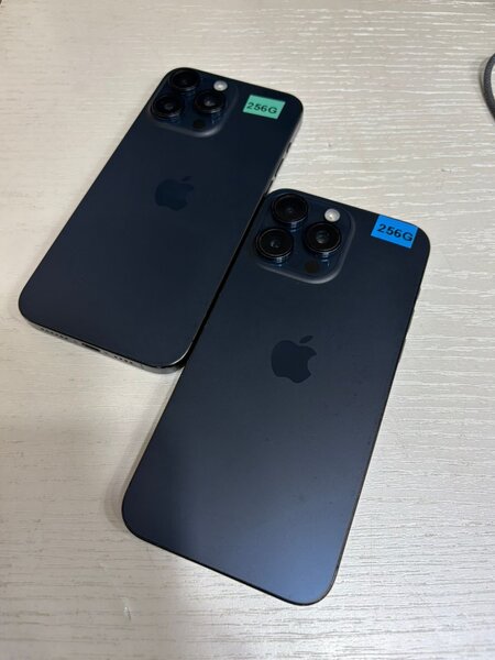 iPhone 15 Pro Max  256GB Noir