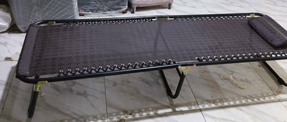 Lit de camp pliant noir - 265 lbs