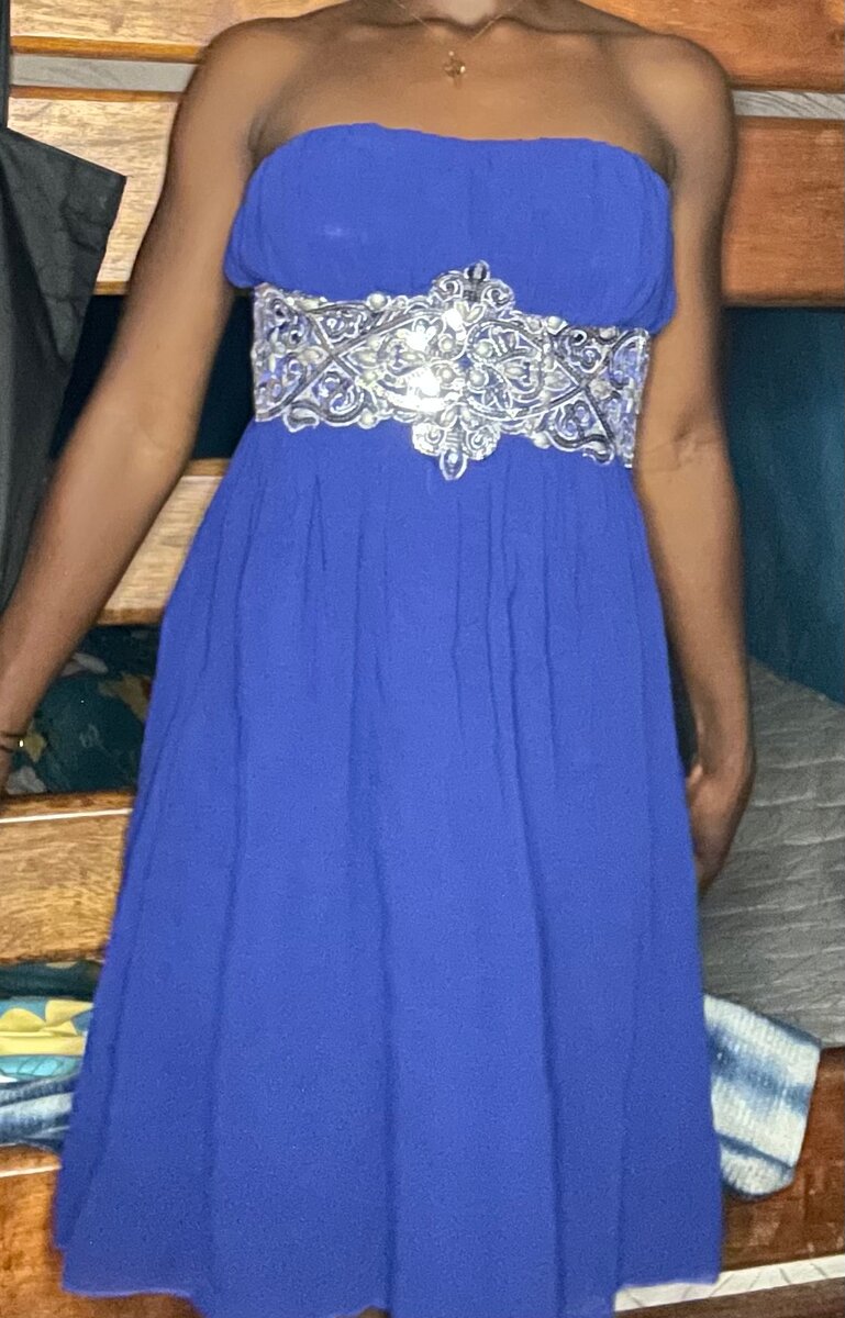 Robe Bustier Bleue Éclatante