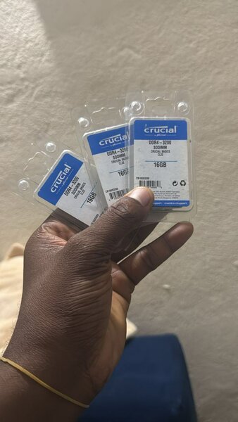 Mémoire RAM Crucial 16GB