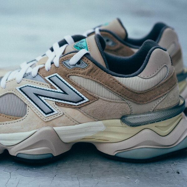 Baskets New Balance beige 40-45 neuves