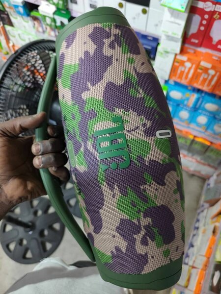 Enceinte Bluetooth Camouflage