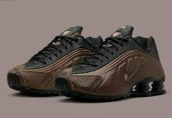 Nike Shox r4