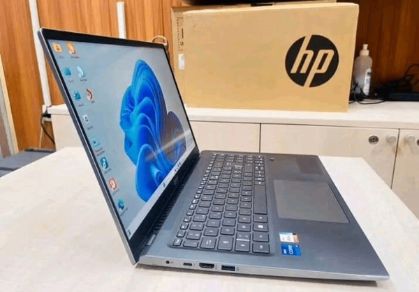 HP Laptop Windows 11